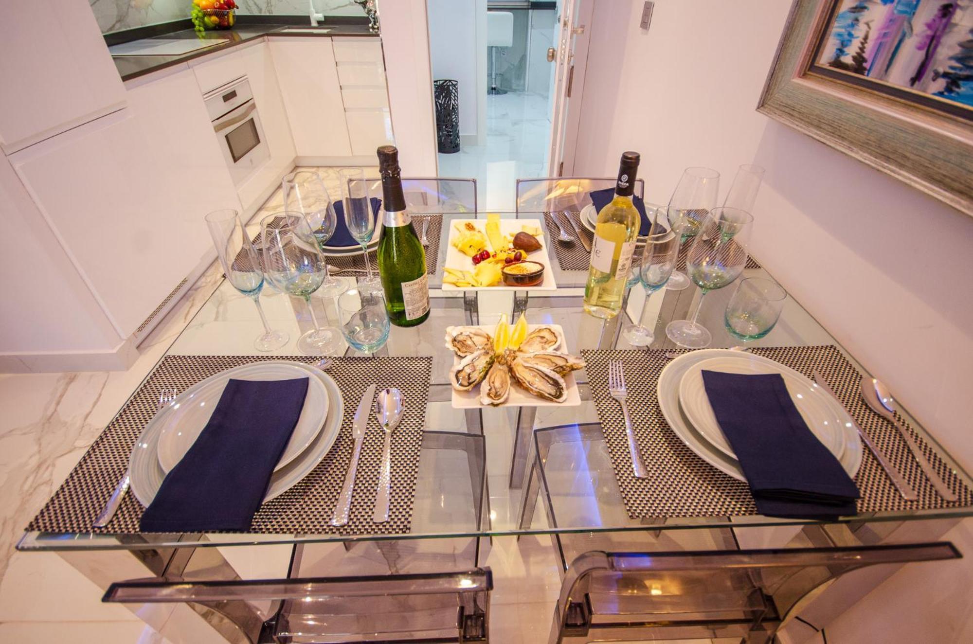 Oasis - Palm Old Town Apartment เบนิดอร์ม ภายนอก รูปภาพ