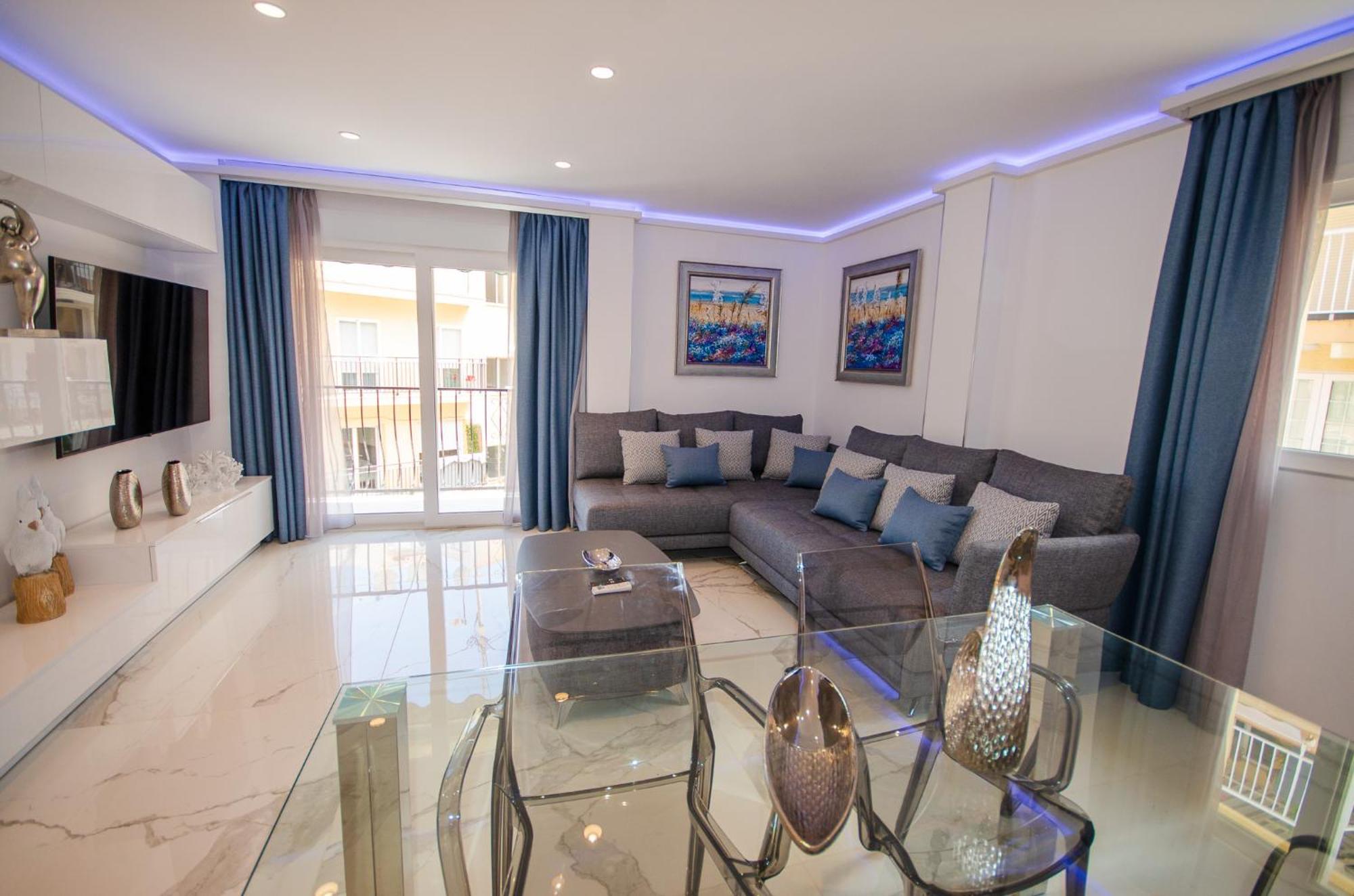 Oasis - Palm Old Town Apartment เบนิดอร์ม ภายนอก รูปภาพ